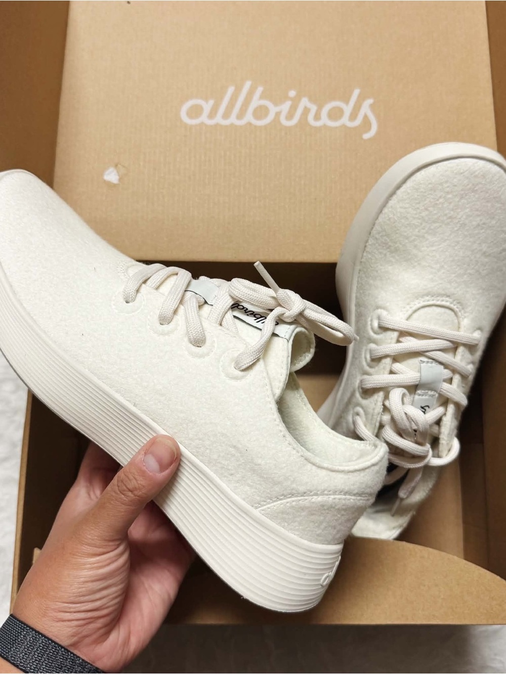 NEW IN BOX Allbirds Wool Runners 2 Sneakers Running Shoes Natural White W 10.